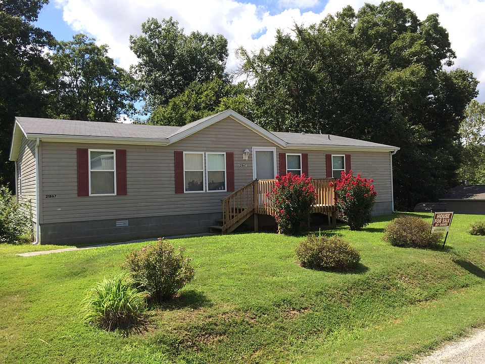 House has 2 lots