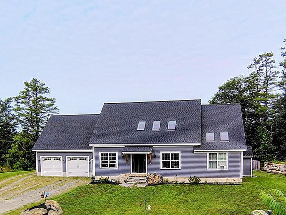 3rd image of 6 Red Barn Road