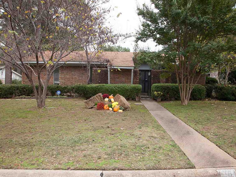 1st image of 26 Daffodil Ln