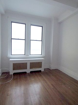 3rd image of 865 1st Ave APT 12D