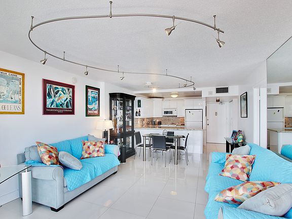 3rd image of 401 Ocean Dr APT 721