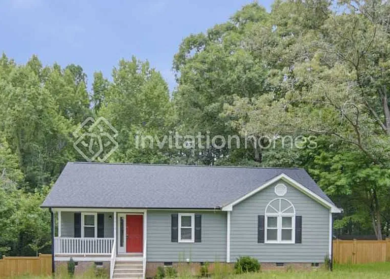 2912 Buckboard Ln — Photo 1