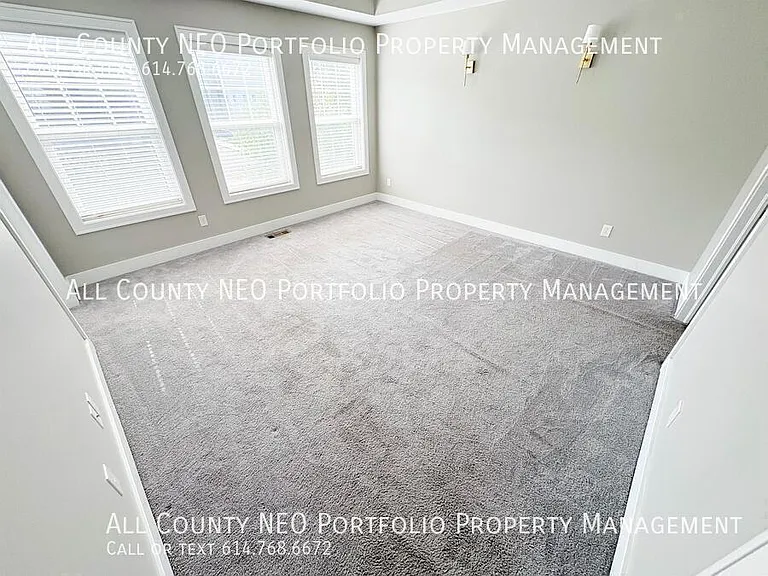 1383 N Grant Ave — Photo 19