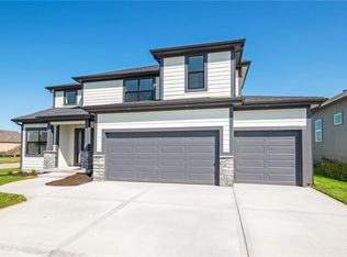 18901 W 193rd Ter, Spring Hill, KS 66083