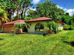 1110 Larchmont Dr, Englewood, FL 34223