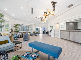 2520 Stirling Rd, Hollywood, FL 33020