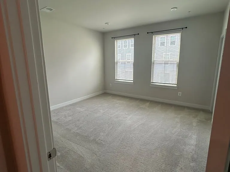 24161 Pissarro Dr — Photo 20
