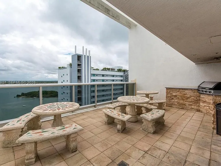 7929 West Dr #1001 — Photo 14