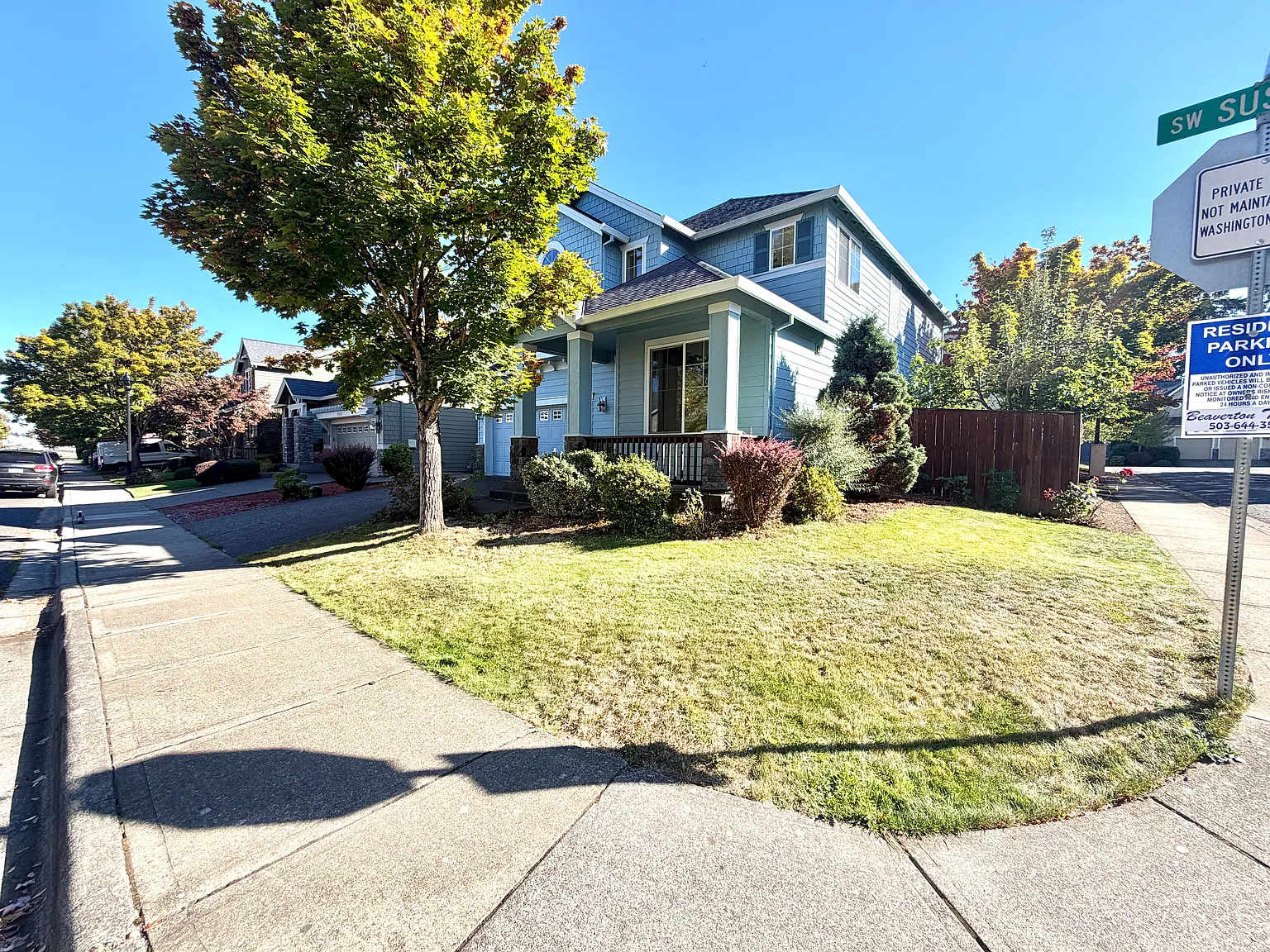 5 bed, 2475 sqft, $3,700 — Photo 2