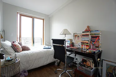 Rented by Rennit Inc.