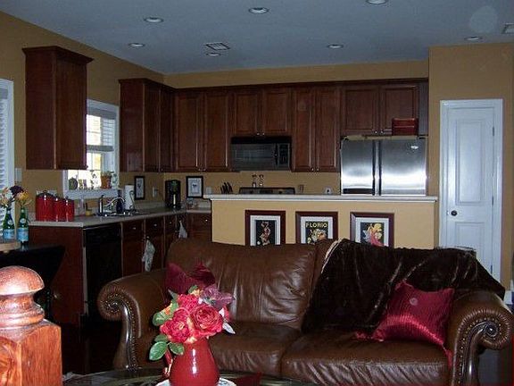 Great Kitchen open to Hearth Room and casual eat-in area