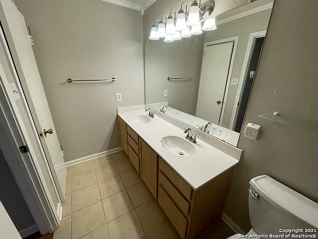 7815 Caspian Bay Dr — Photo 13