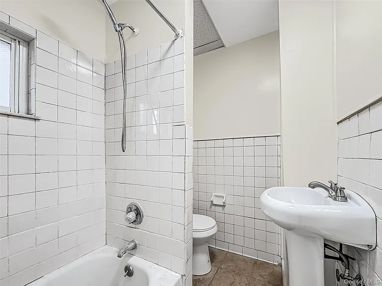 119 S 11th Ave #1 — Photo 6