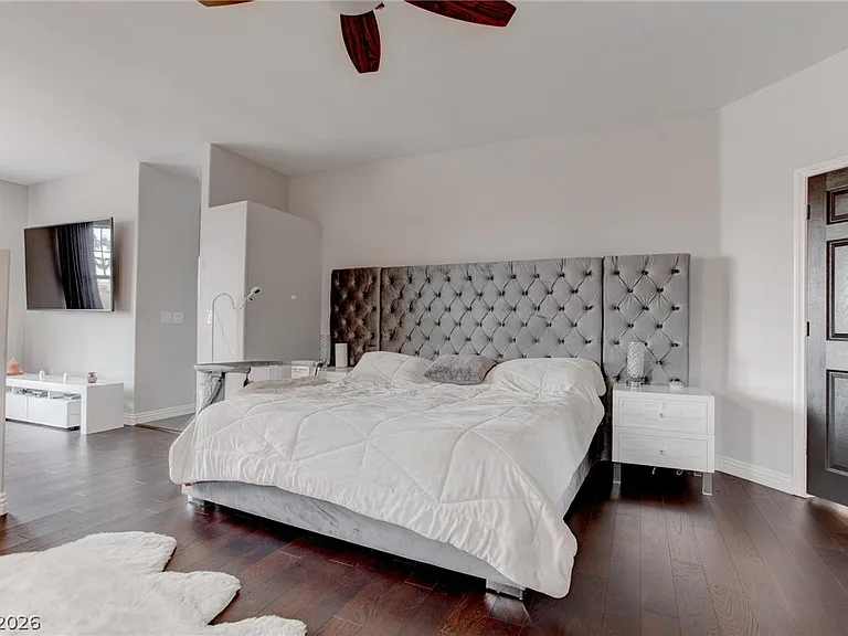 2500 Hacker Dr — Photo 25