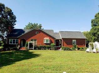 7936 Flay Rd, Lawndale, NC 28090