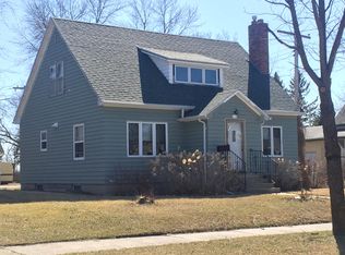 214 2nd Ave, Crookston, MN 56716