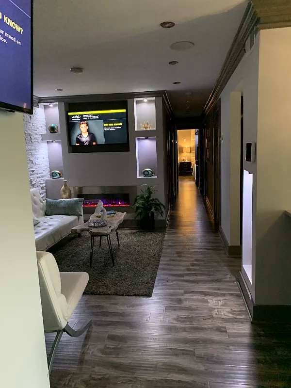 Fully Furnished Room Rental — Photo 3