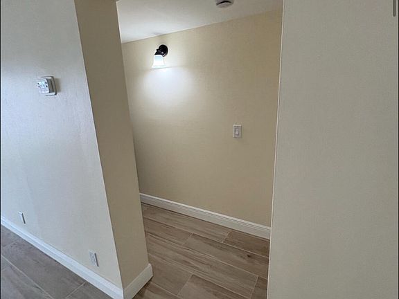 5th image of 1501 Crescent Cir APT E39