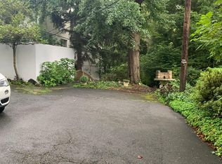 7006 Longwood Dr #BASEMENT, Bethesda, MD 20817