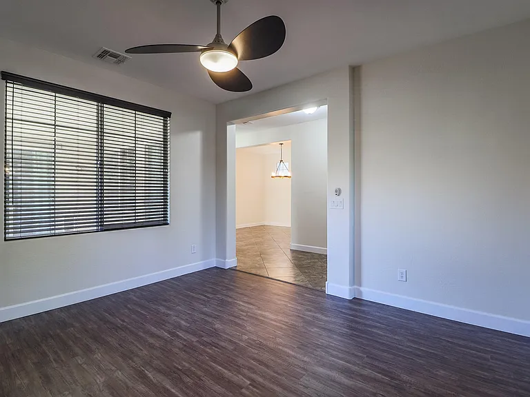 3457 E Orchid Ln — Photo 5