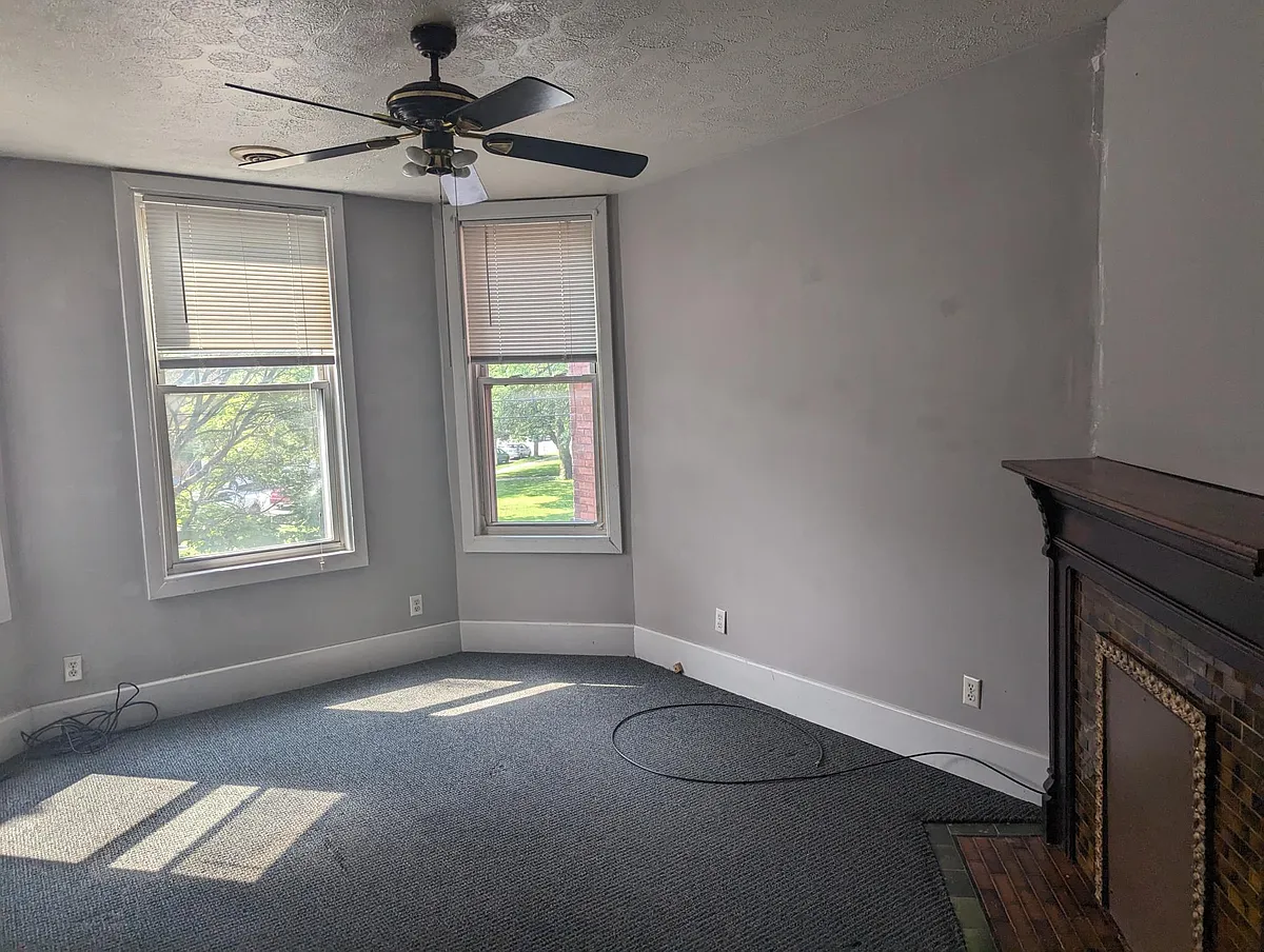 Living Room - 3402 Bridge Ave
