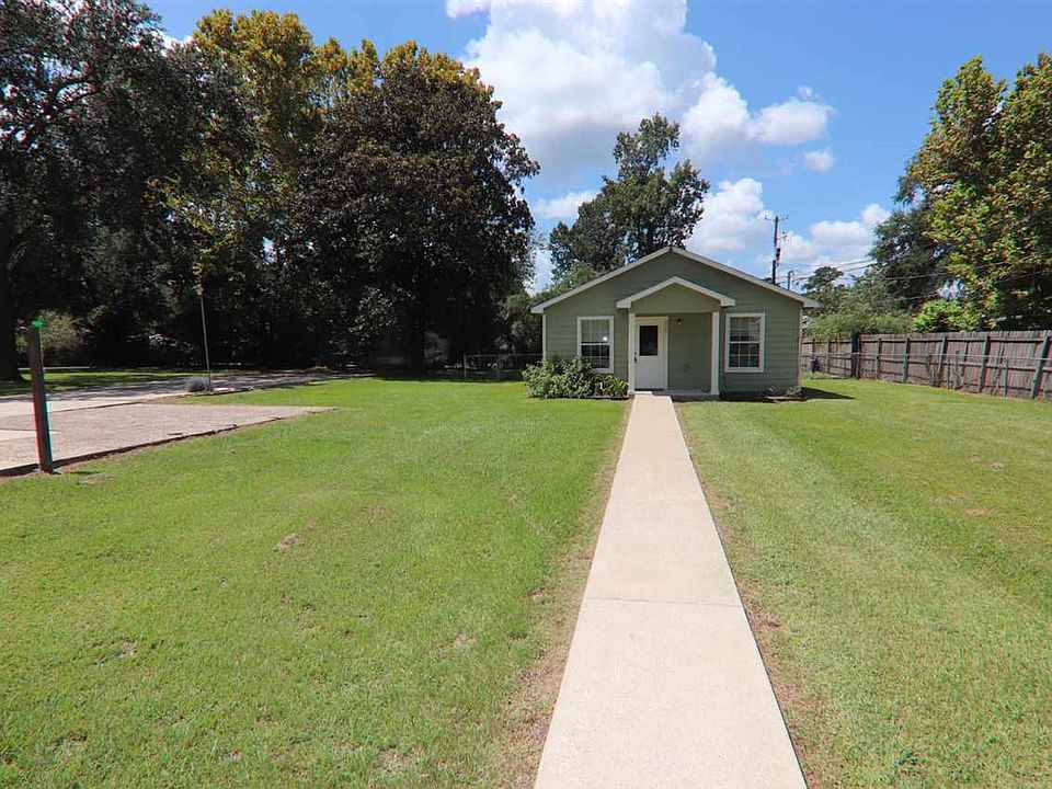 1st image of 8967 Cedar Dr