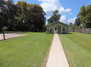 8967 Cedar Dr, Lumberton, TX 77657
