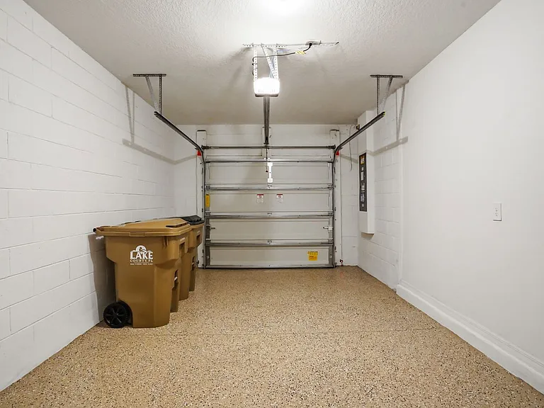 16368 Happy Eagle Dr — Photo 24