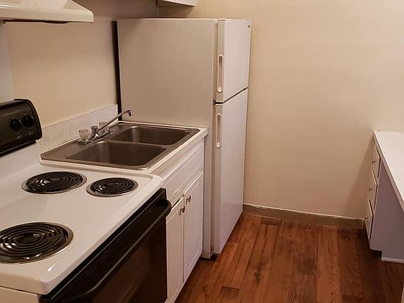 4th image of 2112 Fairfax Ave APT 107
