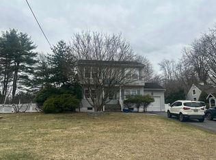 236 Mabel Ann Ave, Franklin Lakes, NJ