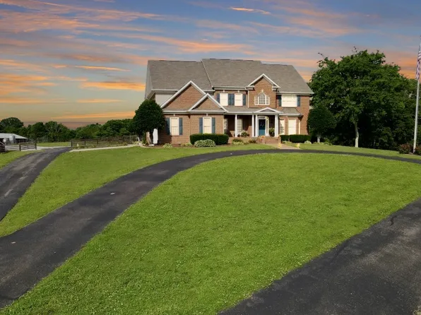 189 S Fishing Ford Rd, Petersburg, TN 37144