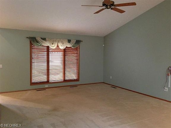 5th image of 33120 Hawks Nest Ct