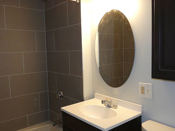 5th image of 116 Pearl St #1