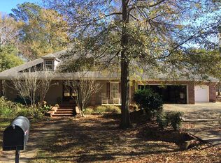 205 Summer Dr, Brookhaven, MS 39601