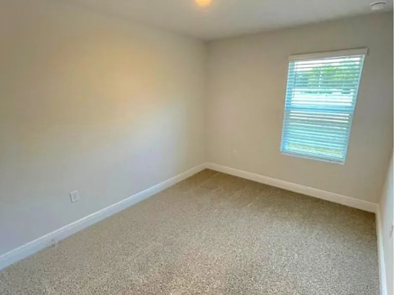 1227 Fairchild Village Dr — Photo 17