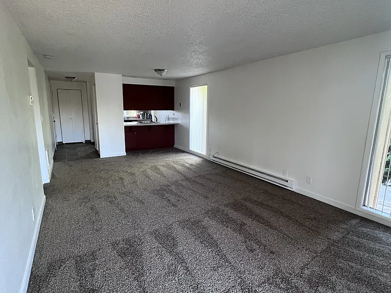 3472-3482 Hadley St NE — Photo 9