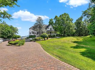 10 Soluri Lane, Tomkins Cove, NY 10986