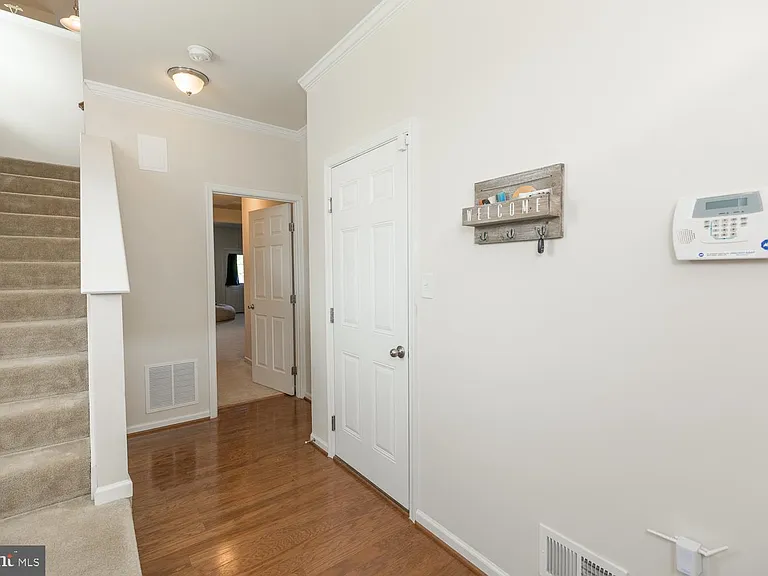 155 Schramm Loop — Photo 35