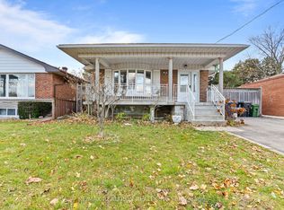 70 Moraine Hill Dr, Toronto, ON M1T 2A2