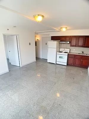 5th image of 27-35 21st St #P3