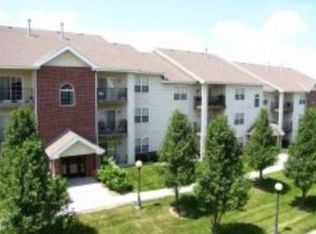 16907 Oakmont Dr APT 6, Omaha, NE 68136