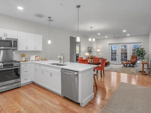 50 Coppersmith Way #5-312, Canton, MA 02021