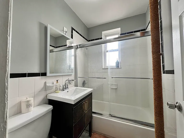 7812 Hudson Ave — Photo 13