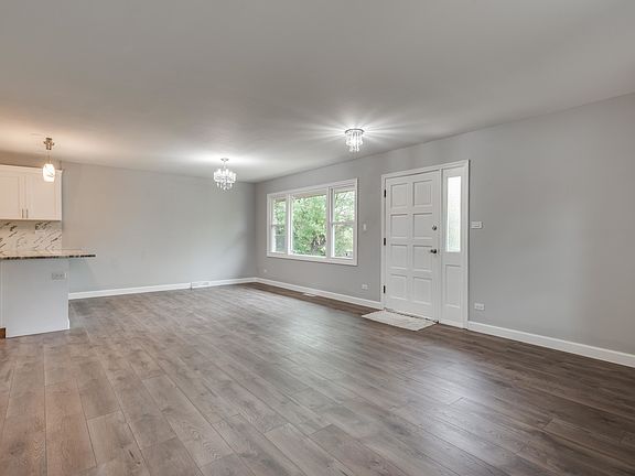 5th image of 5425 Janet Ct