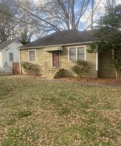 2463 Perkerson Rd SW — Photo 1