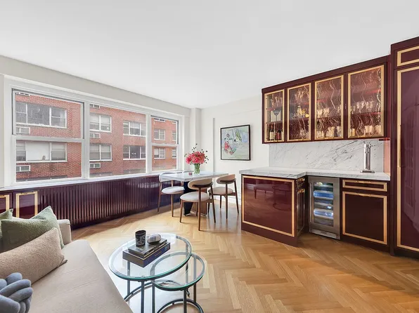 420 E 55th St APT 8U, Manhattan, NY 10022