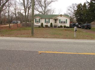 1694 W Walnut Rd, Vineland, NJ 08360