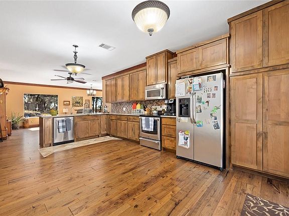 5th image of 4909 Lookout Ridge Dr