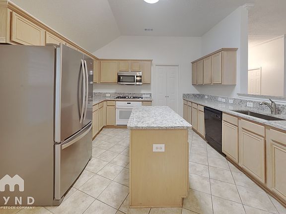 5th image of 9805 Prestmont Pl