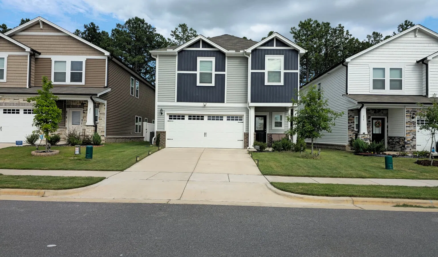 4 bed, 2.5 bath, 1934 sqft, $2,145 — Photo 1